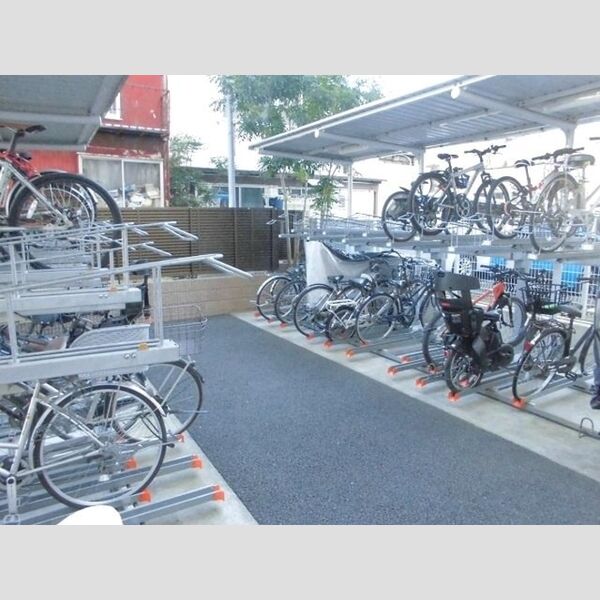 TEC Residence 駐輪場