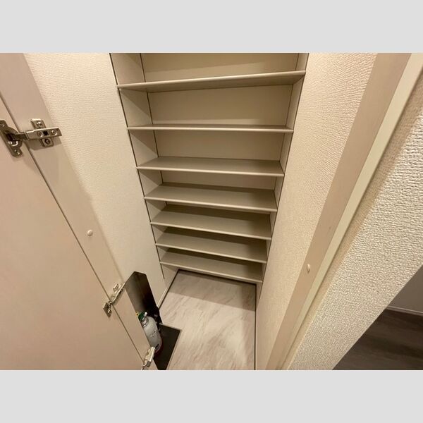 フェリーチェ シューズクローク