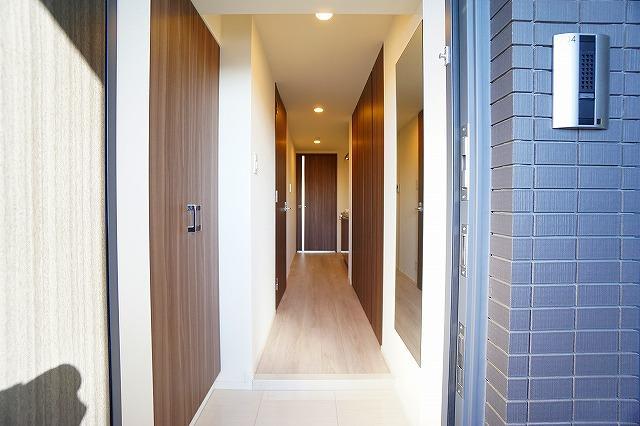 Weave Base Itabashi Honcho7階 玄関