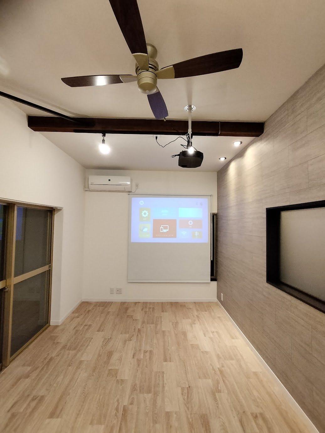 Cozy House船橋大穴南 プロジェクター及び大型スクリーン設置