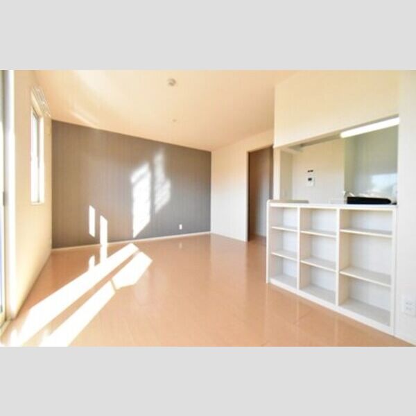 グランド　ソレーユ リビングダイニング