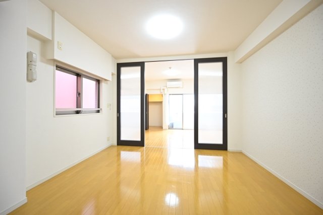 レガリアタワーレジデンス6階 同建物別部屋の参考画像