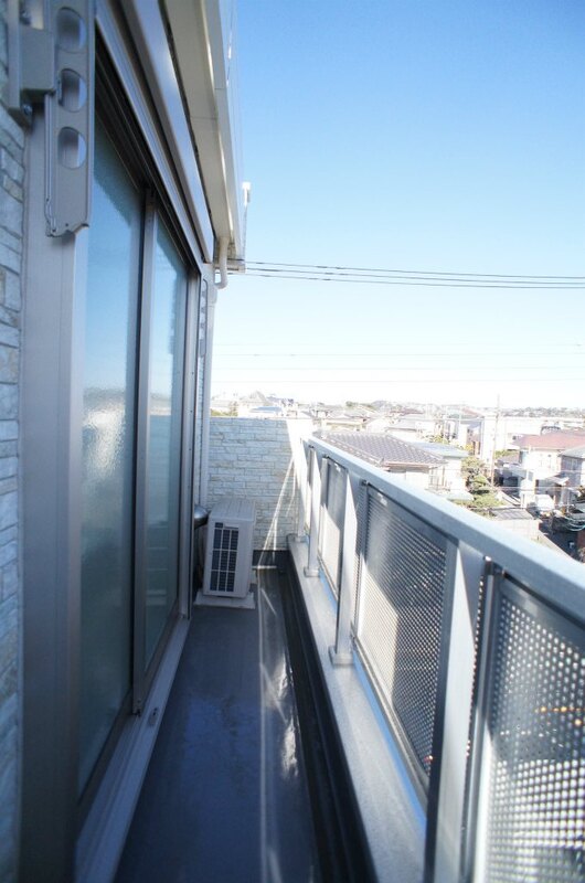 リブリ・江ノ島2階 ３階バルコニー