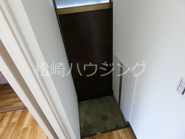 パル西落合 玄関