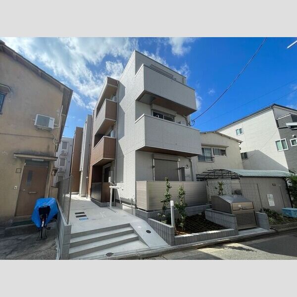 アヴァンス青井201号室 外観