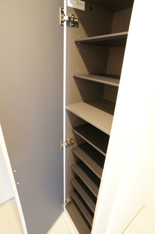 リブリ・オブリガーダ 収納