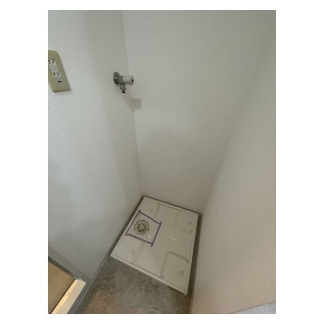 ルクレ菊川1002号室 洗濯機用防水パン