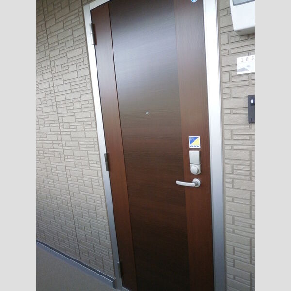 プレミール　B 玄関