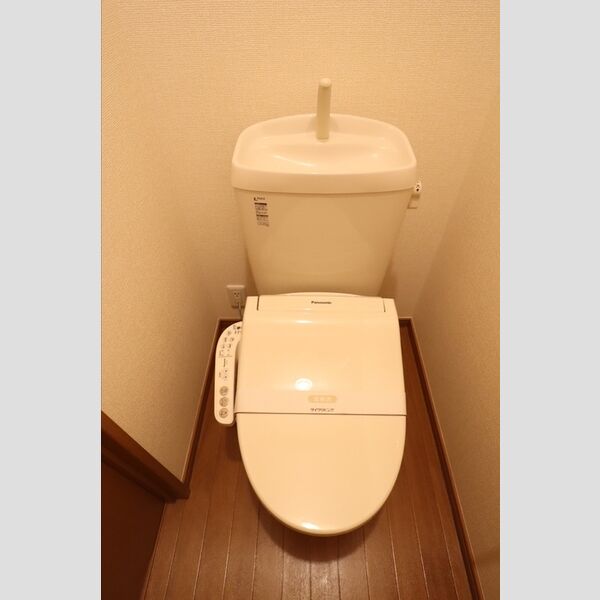 エスポワール105号室 温水洗浄暖房便座