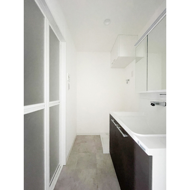 第六竹石マンション 内観