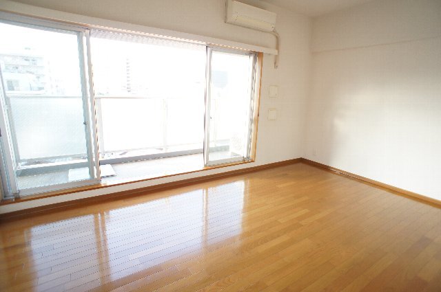 マリンパレス登戸0503号室 洋室