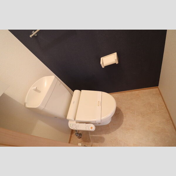 レジデンスフジミ203号室 温水洗浄暖房便座