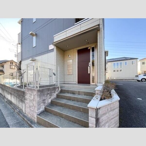 ガーデンハイツ・モッコク303号室 エントランス