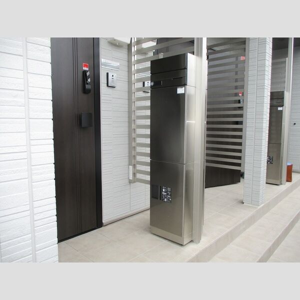 アルベラータ101号室 玄関