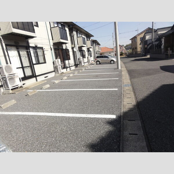 グリーンヒルズ　H棟 駐車場