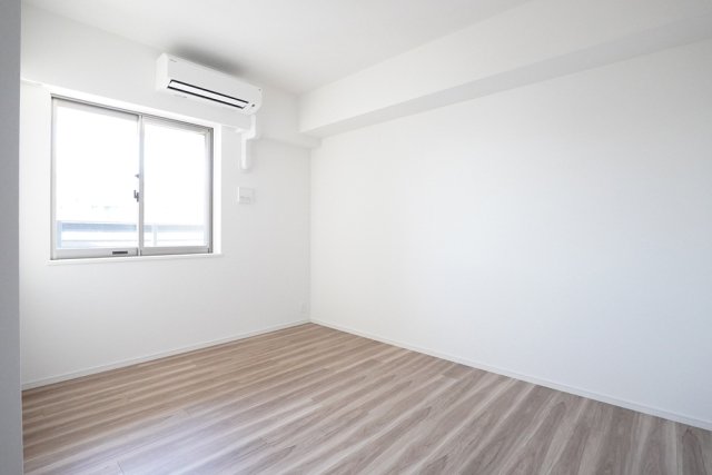 ＨＡＲＵＭＩ　ＦＬＡＧ　ＰＡＲＫ　ＶＩＬＬＡＧＥ　Ｂ棟16階 洋室1