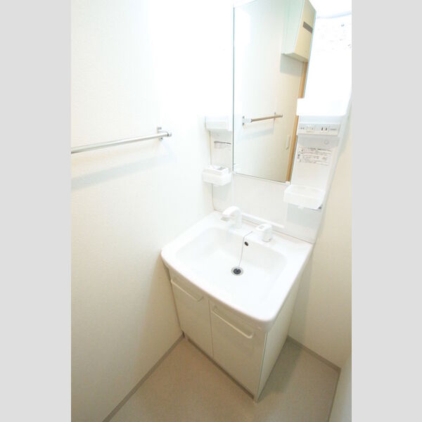 レジデンス大森302号室 302号室洗髪洗面化粧台