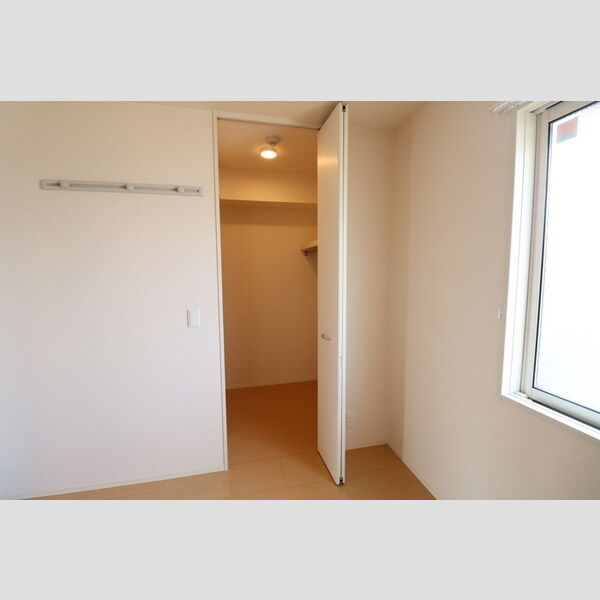 エテルナ ウォークインクローゼット