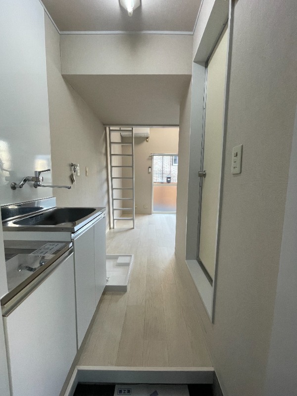 サンライクハイツ1階 玄関