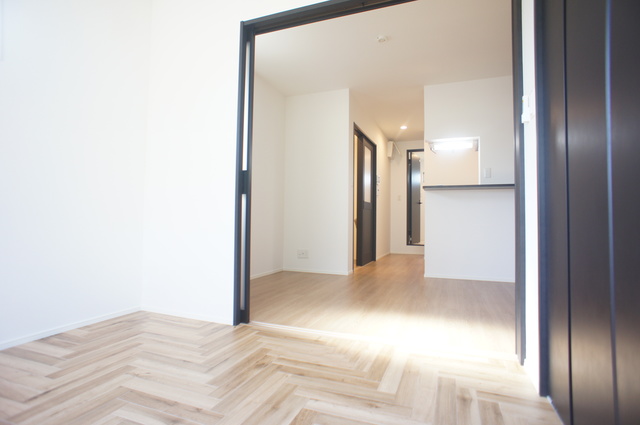 ルミエール・エタンセルｓｅｐｔ0201号室 角部屋で採光も十分。