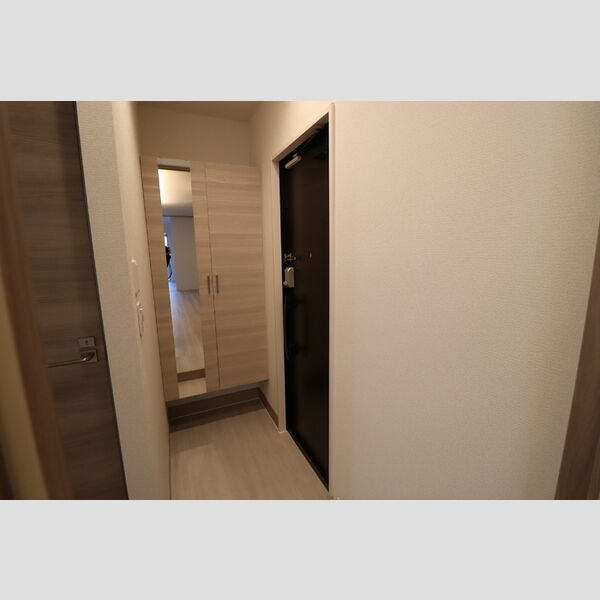 D-room弁天3丁目　C 玄関