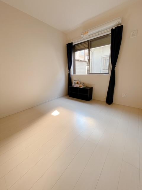 ファーストヒルズYamate リビング