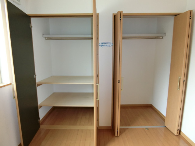 市川ガーデンヴィラ 収納