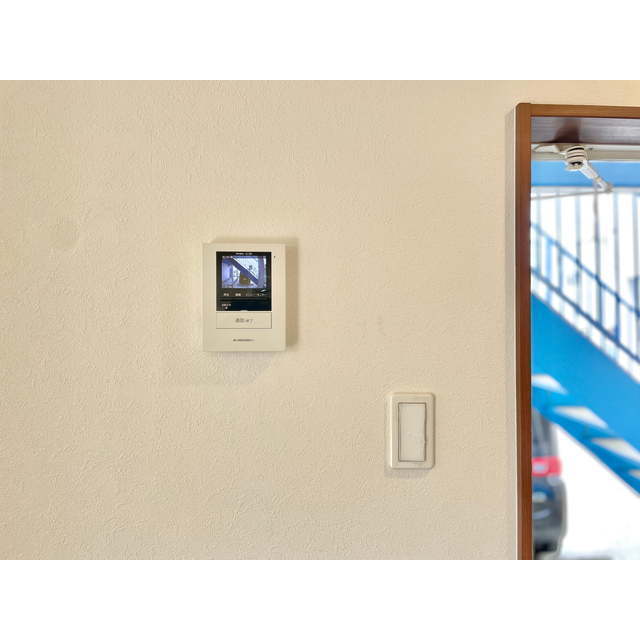 ｌｉｆｅｓｈｉｐ湘南辻堂ｻﾝﾄﾘｰﾆ102号室 ☆TVモニター付きインターホン