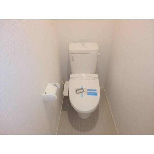 ヴェルデ東久留米0305号室 トイレ