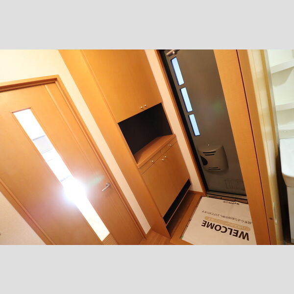 ロビンストリーム 玄関