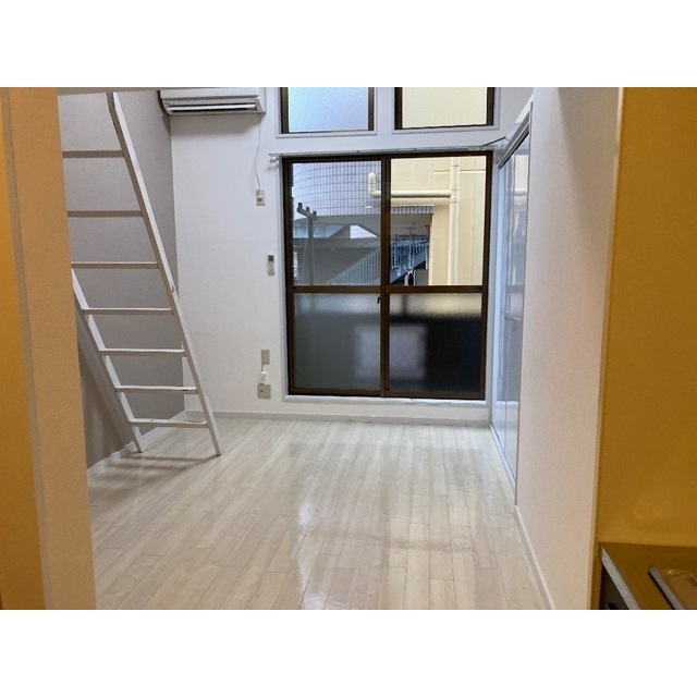 Ｄｒｅａｍ新狭山 リビング