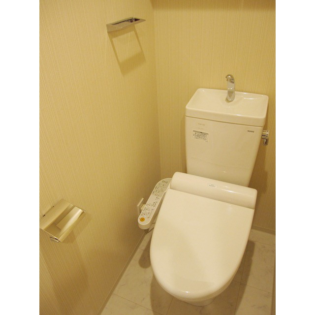 プレール・ドゥーク中野江原町 内観