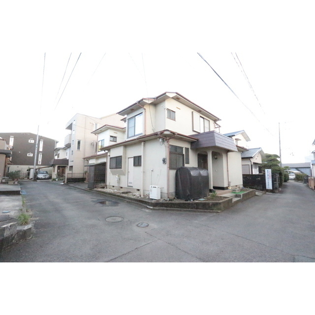 稲荷森貸家の外観画像