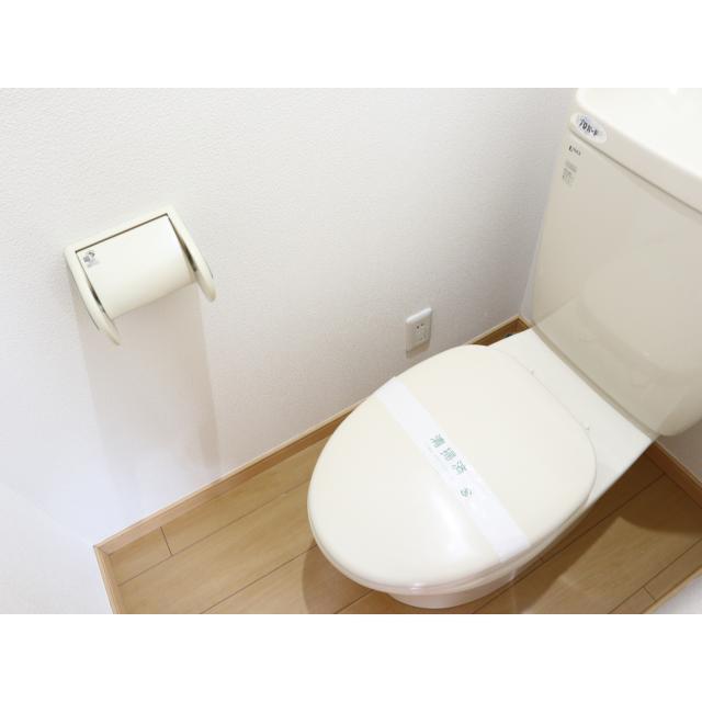 TINY GROVE トイレ