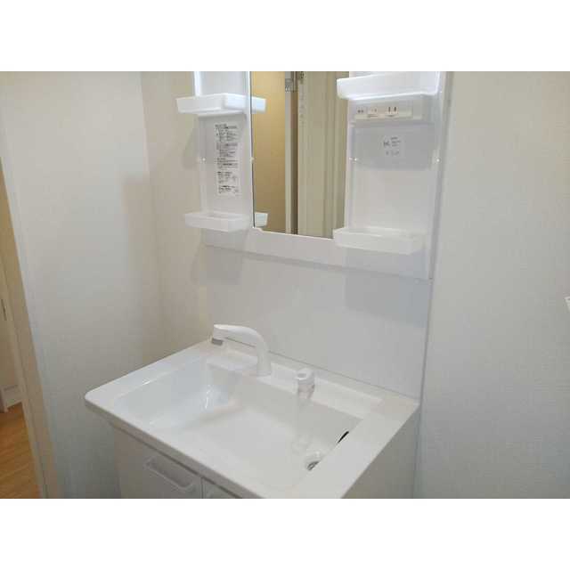 MQuarto小手指 内観