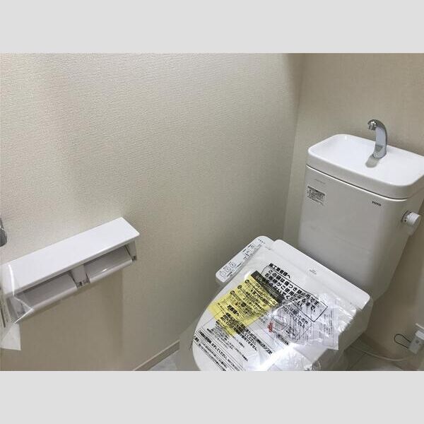 リーブルファイン浦和美園302号室 トイレ
