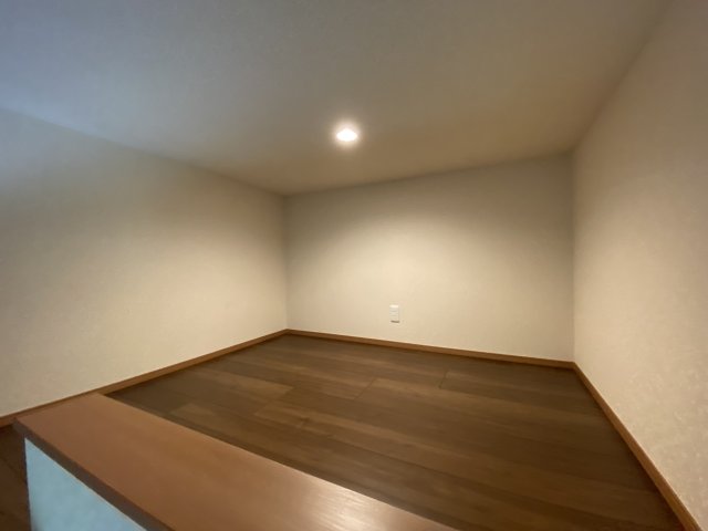 IQテラス横浜戸塚104号室 寝室