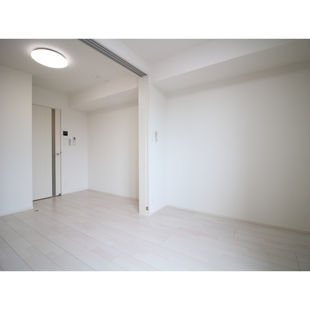 プレール・ドゥーク赤塚204号室 内観