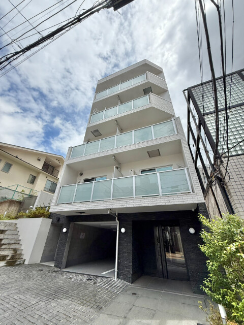 CREALpremier目黒地下1階 外観