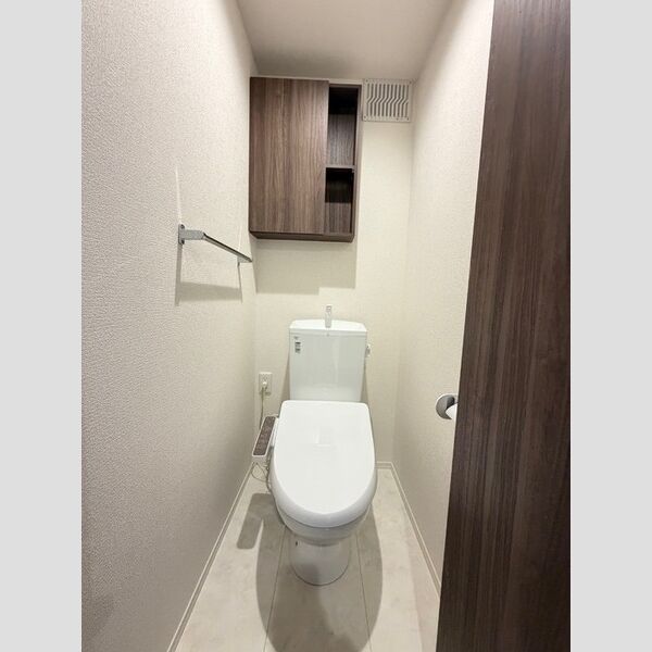 シンビジウム湘南台302号室 トイレ