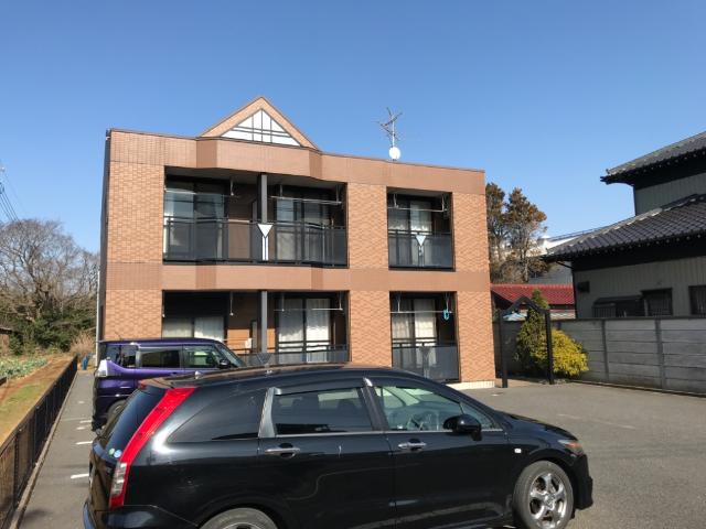 グリーンフォレスト 外観写真（昼）