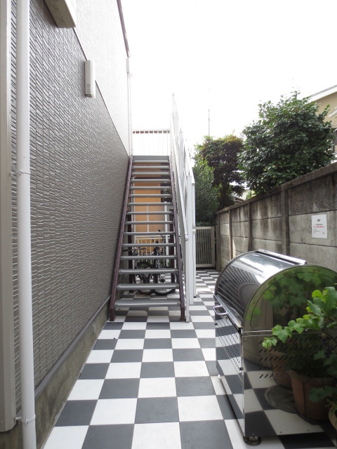 メゾンド北町0102号室 エントランス