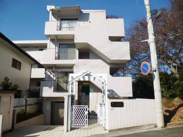 スカイコート武蔵浦和の外観画像