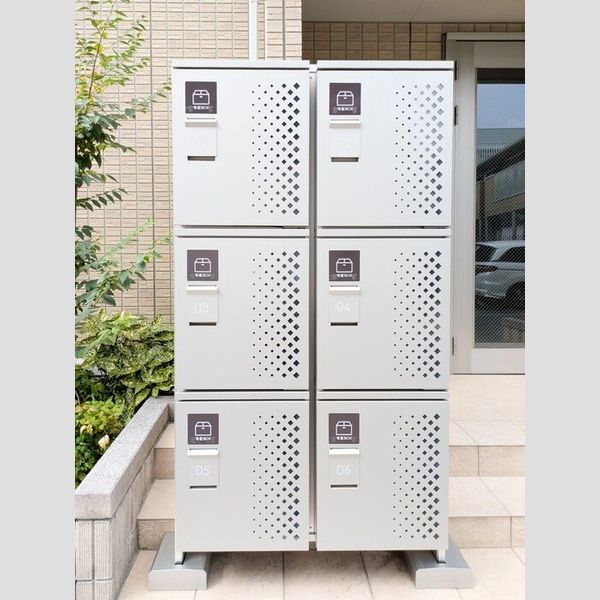 グランドソレーユBABA　Ⅲ105号室 宅配ボックス