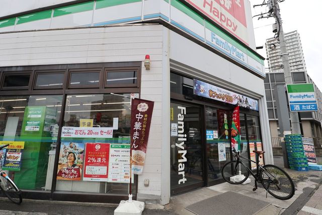 Ｖａｌｏｒｅ Ｎｉｓｈｉｓｕｇａｍｏ15階 【コンビニエンスストア】ファミリーマート 西巣鴨店まで445ｍ
