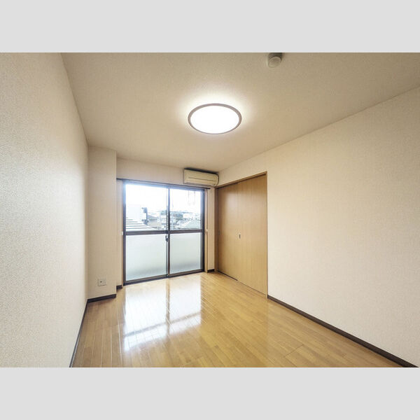 サンライトヒルズ303号室 洋室