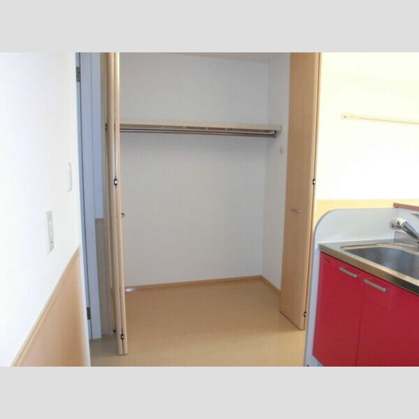 レセンテ・ジュン クローゼット