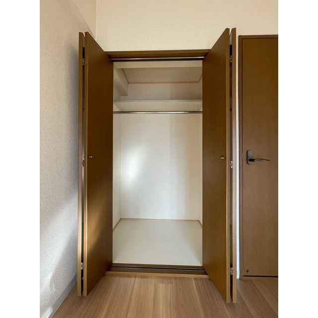 サニープラザ306号室 洋室収納