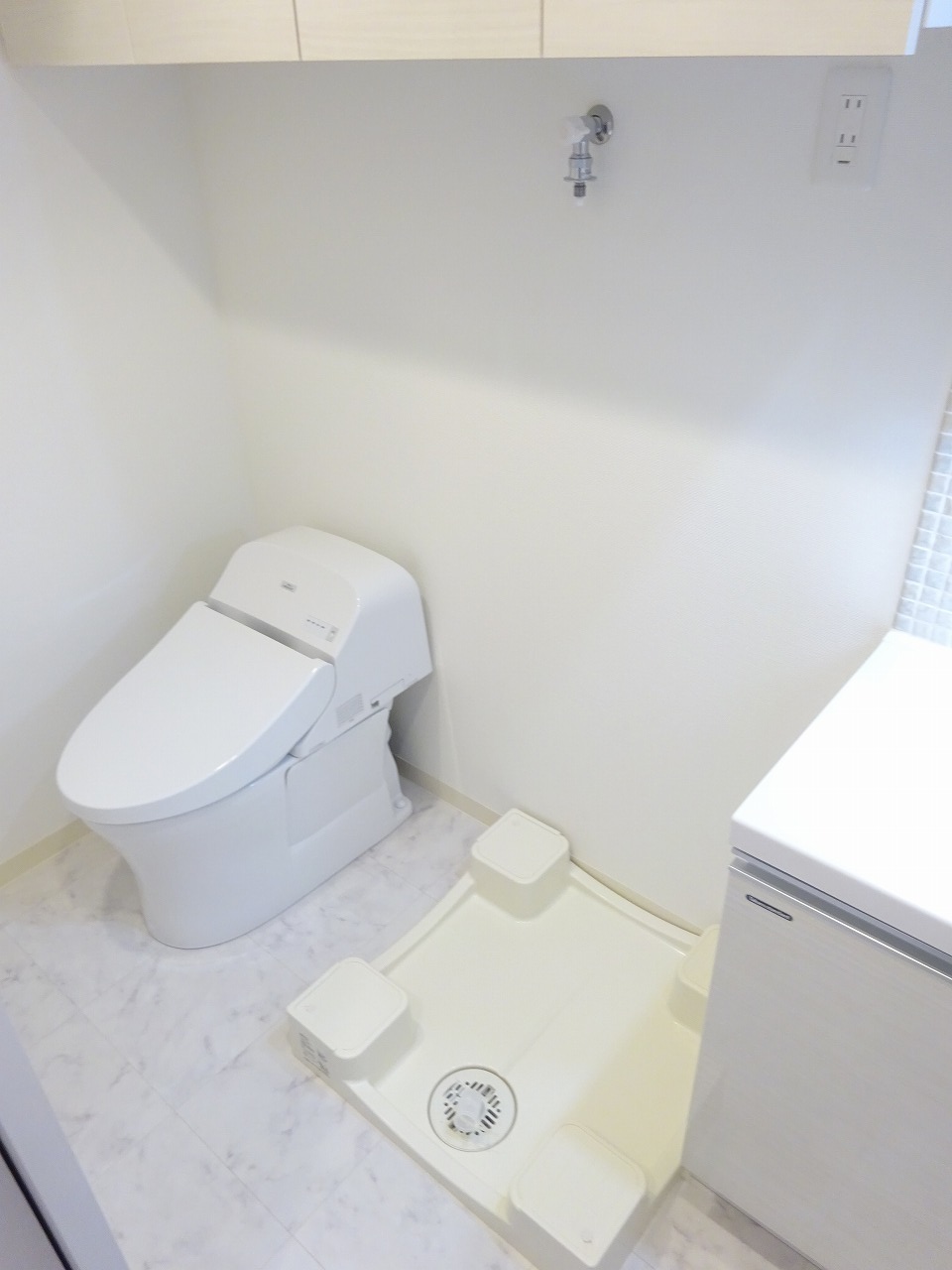 ザ・レジデンス・オブ・トーキョーＫＫ０６403号室 トイレ