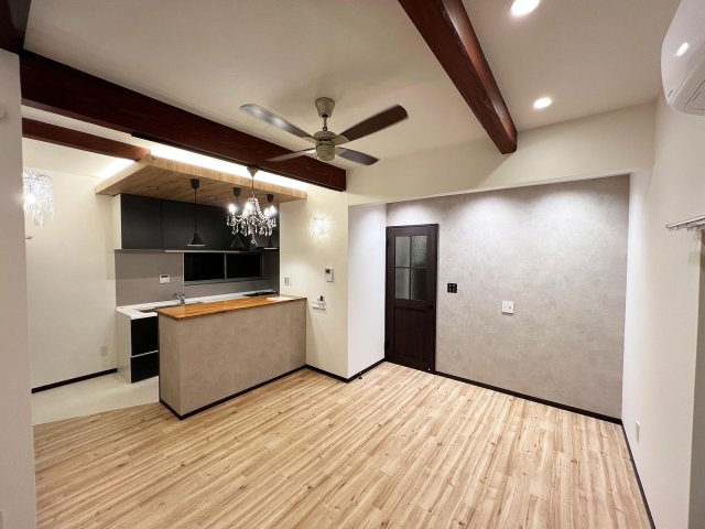 ペット健康館 志木　デザイナーズリノベ戸建 まるで注文住宅のようなおしゃれなLDKでゆったり過ごせます
